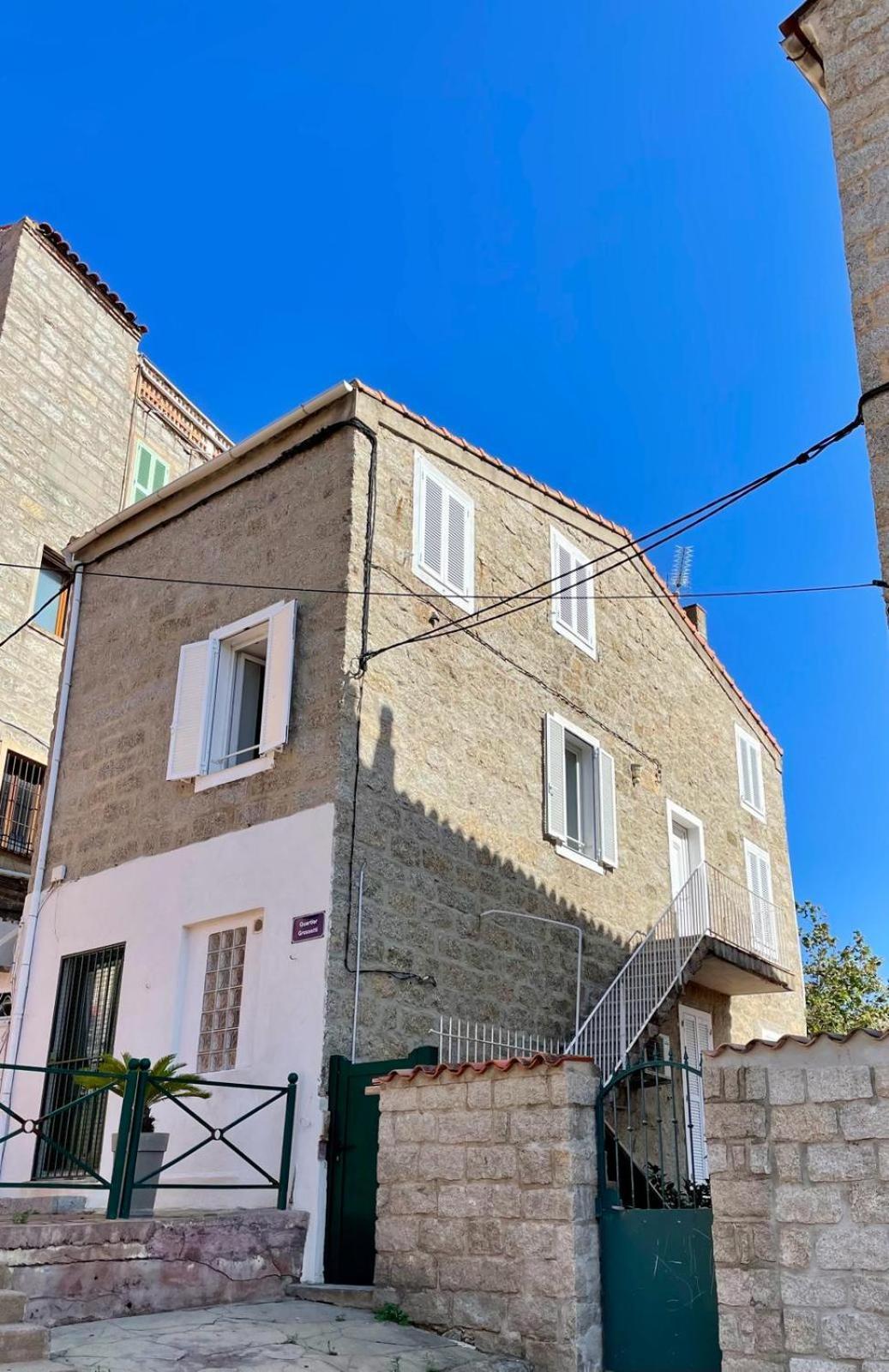 Duplex En Plein Centre Apartment Propriano  Exterior foto